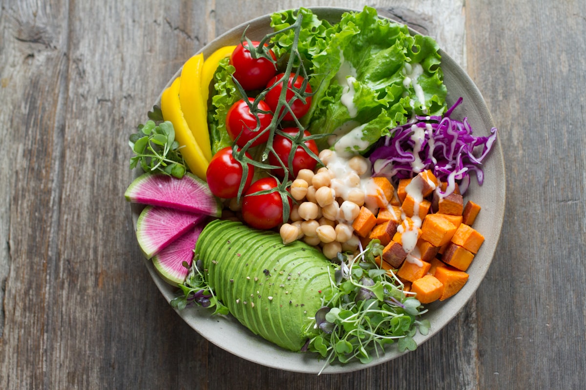 Expert nutritionist consultation session